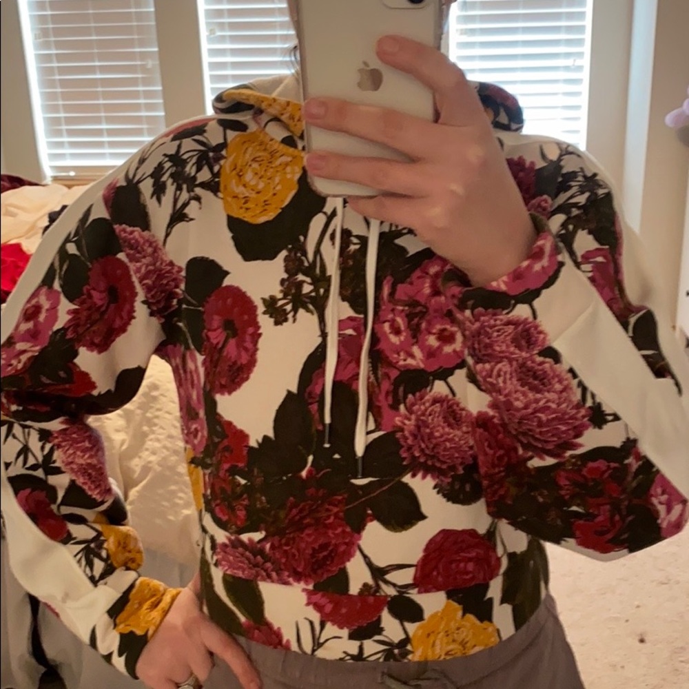 NWT Rachel Roy Cropped Floral Hoodie